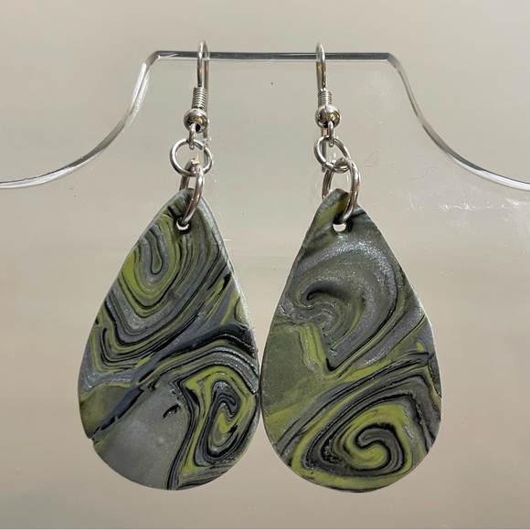 handmade clay teardrop earrings - Picture 1 of 5